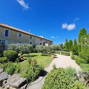 https://domaine-la-condamine.fr-provencehotel.com