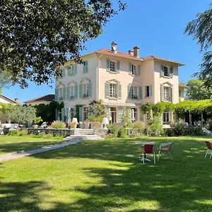 https://chambre-dhtes-le-parc.midi-pyreneeshotels.com